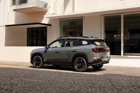 Үш өлшемді бұралған (3D) бүйірлік сызықтар